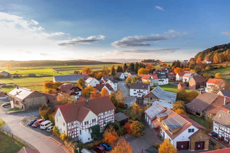 Klug investieren: Wie Energiestandards beim Immobilienkauf langfristig Kosten sparen